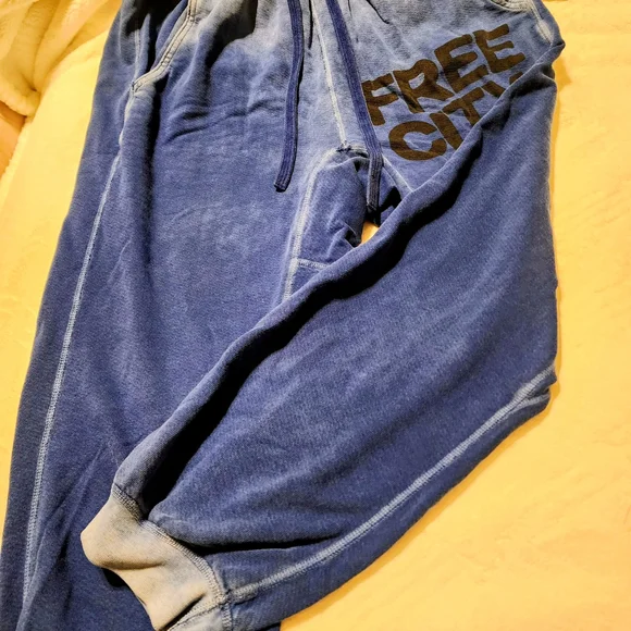 Freecity Joggers RARE Distressed Blue! - Picture 5 of 6